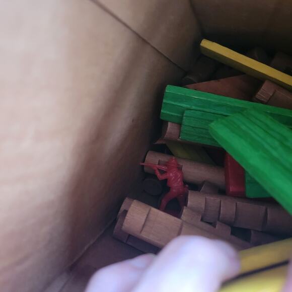 Frontier Building Set, 300 pieces,in orig box, vt 1987, Ages 4+, by Toys-N-Thin - Picture 7 of 13